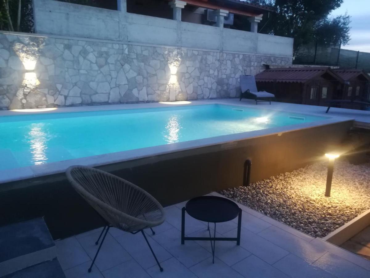 Kamenjak Volme, Cousy House With Pool Banjole Dış mekan fotoğraf