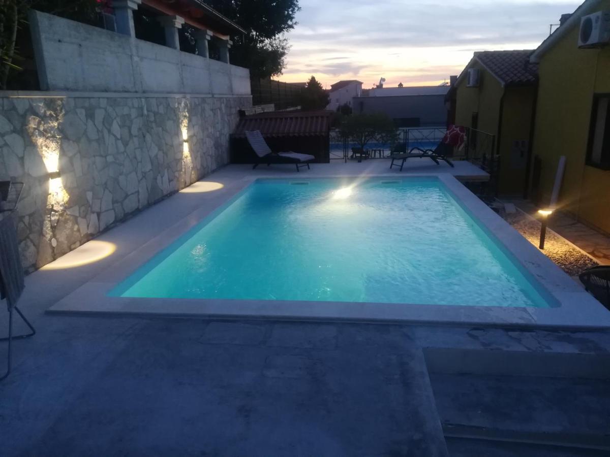 Kamenjak Volme, Cousy House With Pool Banjole Dış mekan fotoğraf